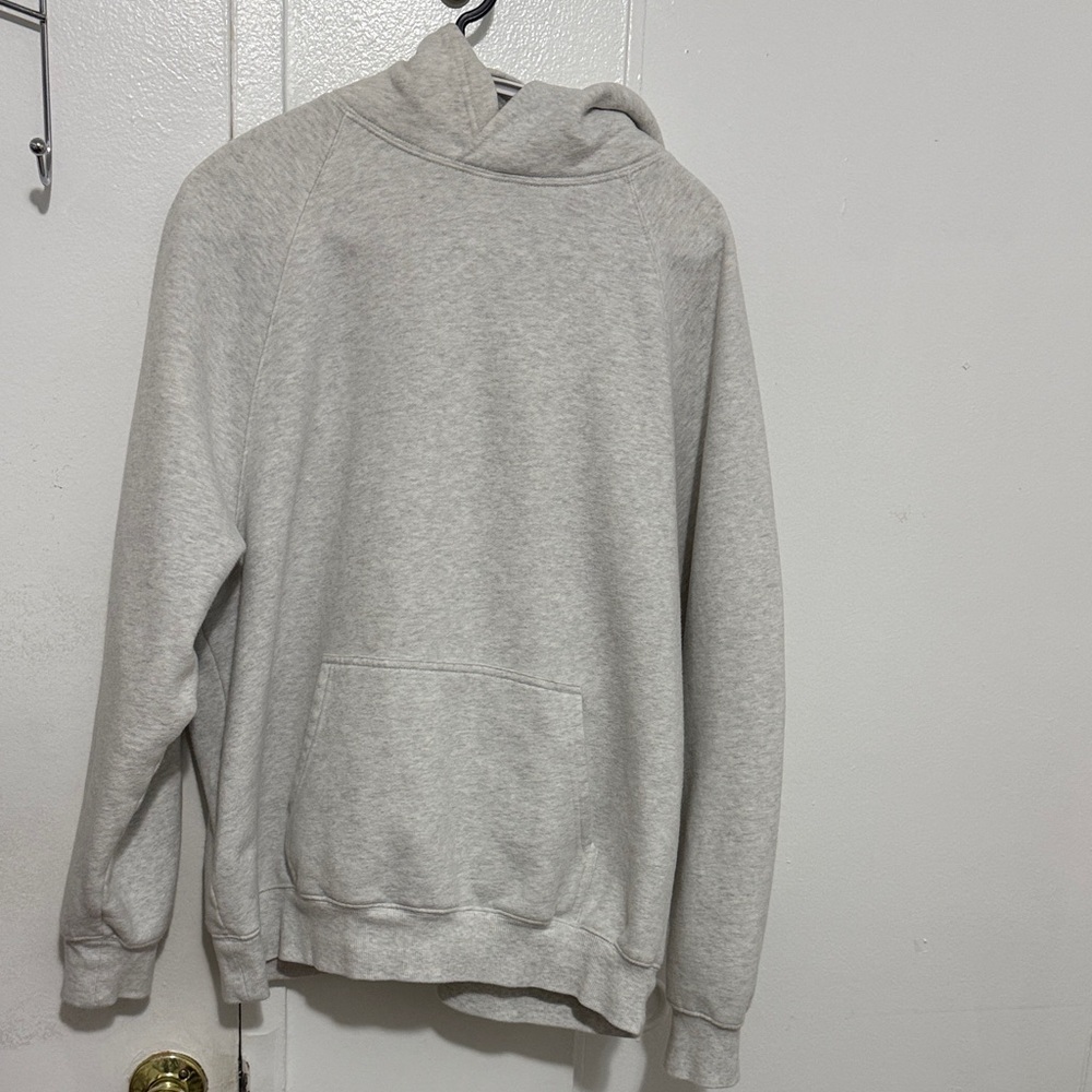 Aritzia Light Gray mega Sweatfleece Hoodie